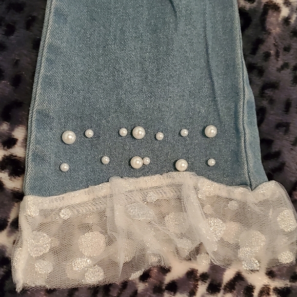 2T-3T distressed jeggings - Picture 6 of 8